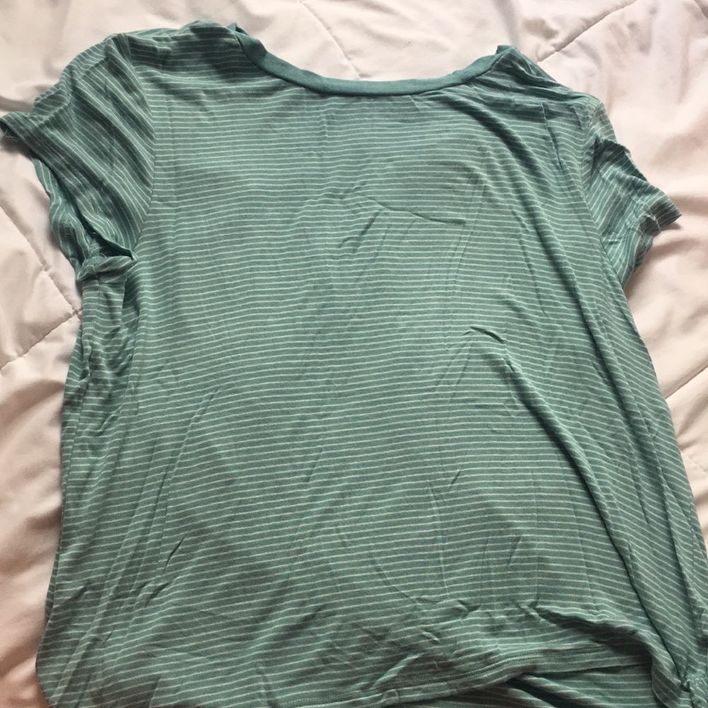 XL american eagle tee